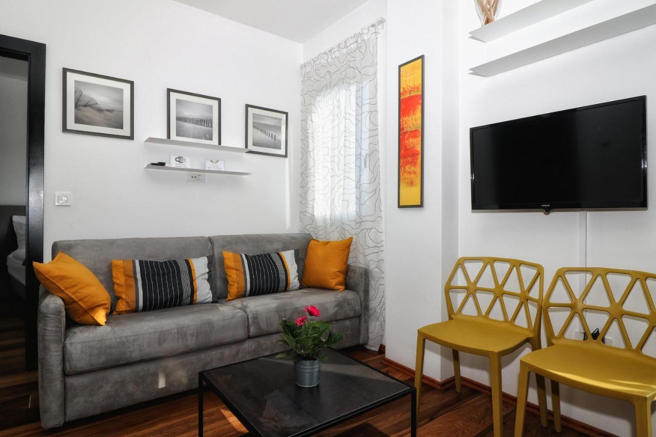Kseni Accommodation Ровинь Экстерьер фото