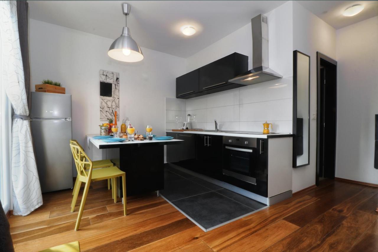 Kseni Accommodation Ровинь Экстерьер фото