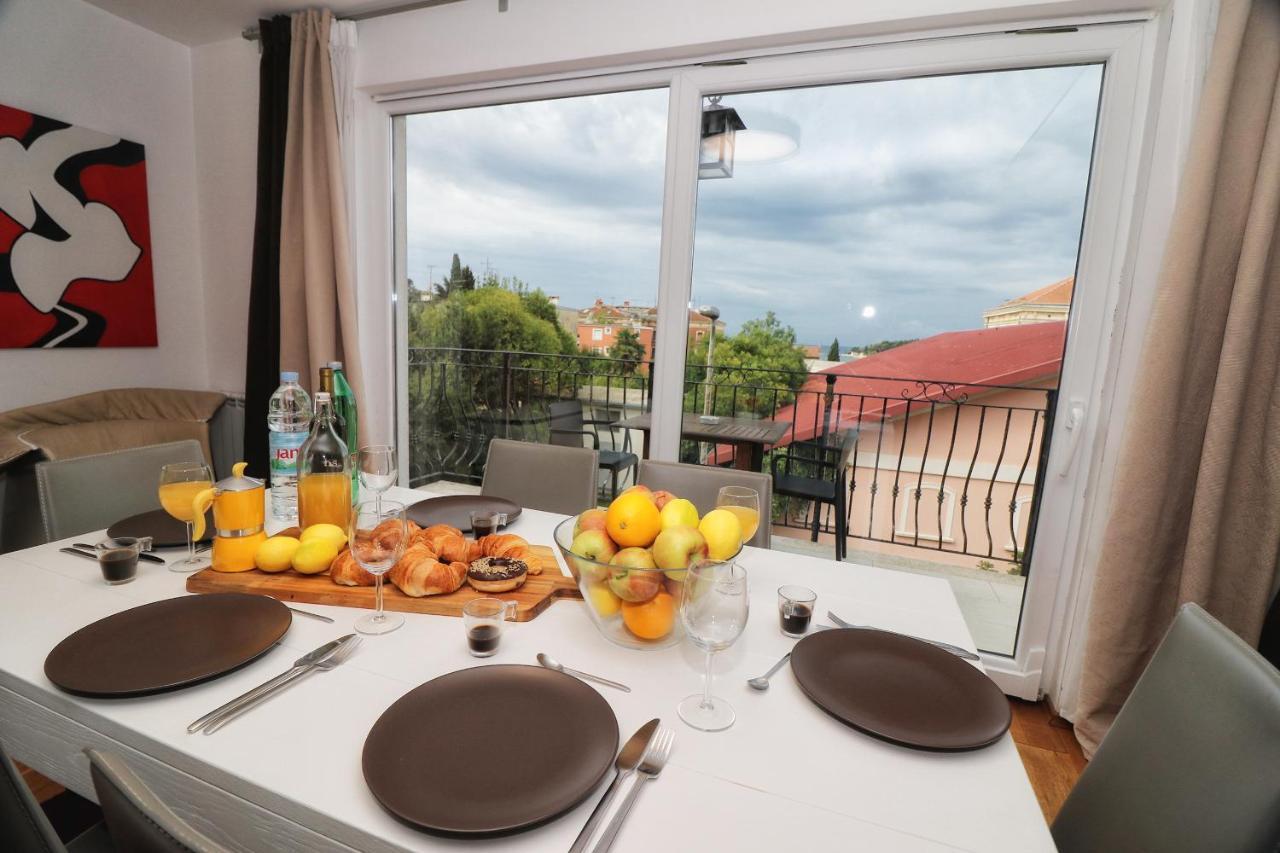 Kseni Accommodation Ровинь Экстерьер фото