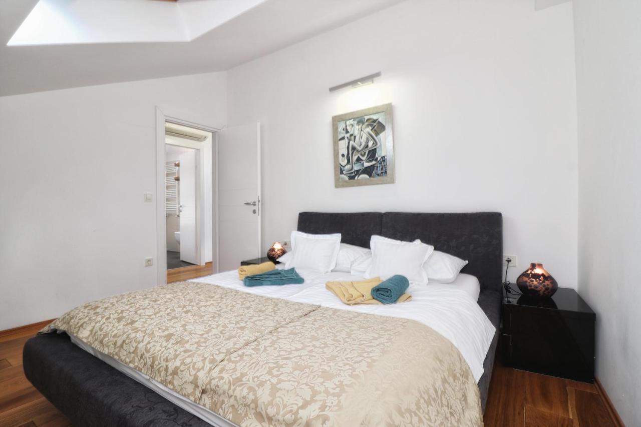 Kseni Accommodation Ровинь Экстерьер фото
